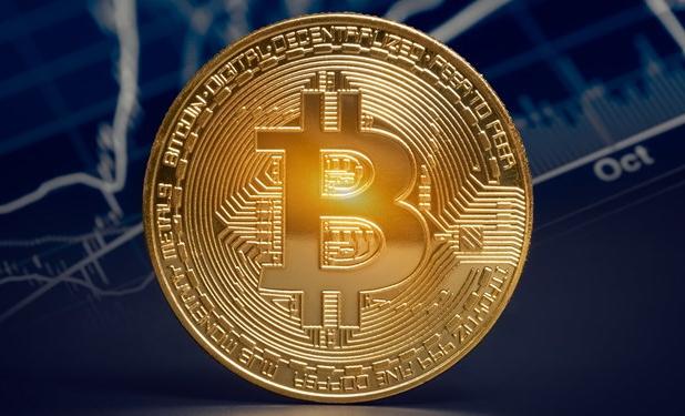 بیت‌کوین در بازار جهانی ارزهای مجازی 5 درصد ریخت