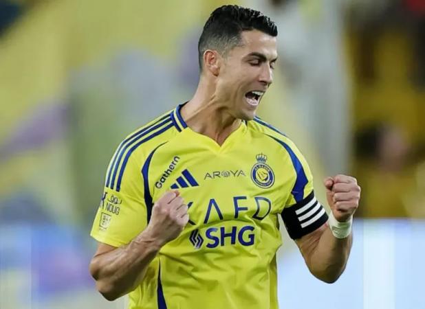 هدیه ساده و صورتی رونالدو برای پرنسس زیبایش