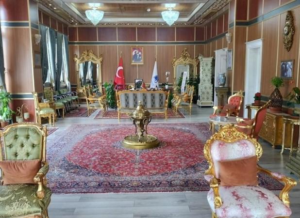 نگاهی به ثروت اندوزی سیاستمداران محافظه کار در ترکیه
