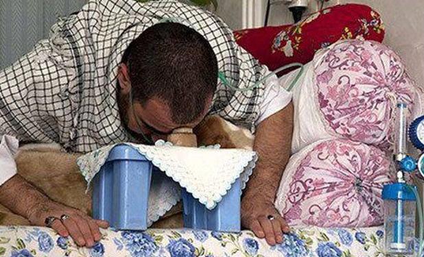 یک روز خانواده جانباز شیمیایی چگونه می‌گذرد؟