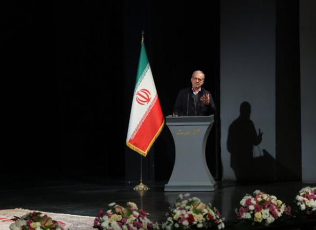 پزشکیان: اصلاح نظام آموزشی یک ضرورت فوری است