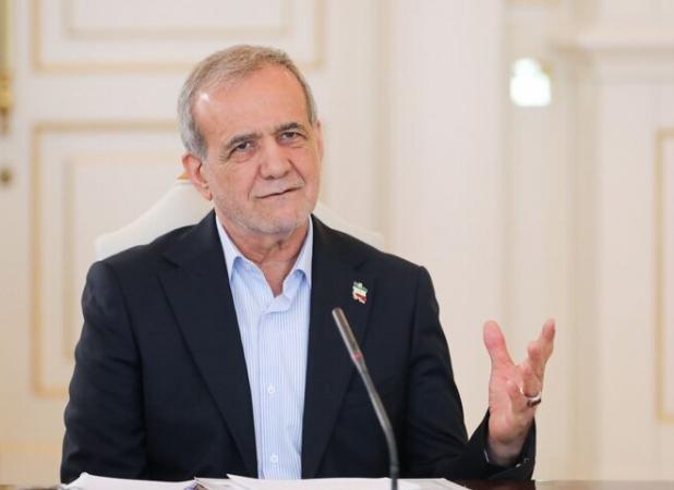 شوخی پزشکیان با رئیس کمیسیون اصل نود مجلس