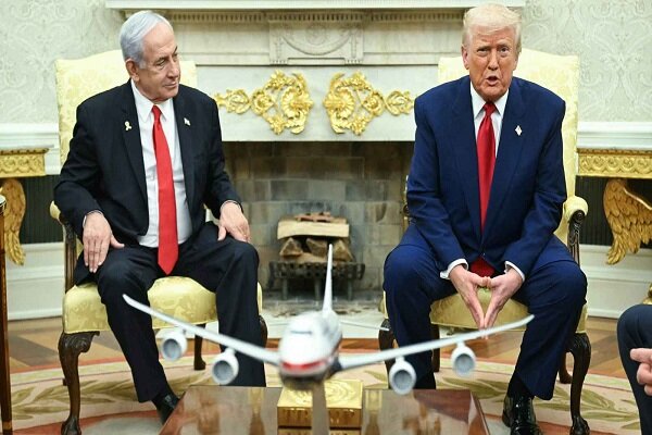 تحلیلگران صهیونیست: «نتانیاهو» به آمریکا سفر نکرد بلکه احضار شد