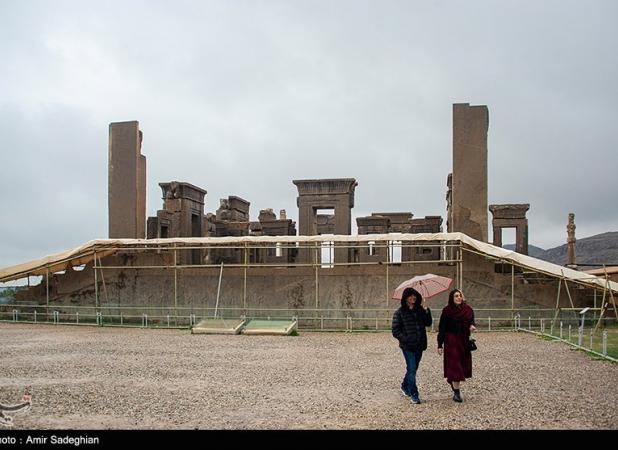 ارکستر سمفونیک ارمنستان در تخت جمشید / ارامنه ای ایران می‌خوانند