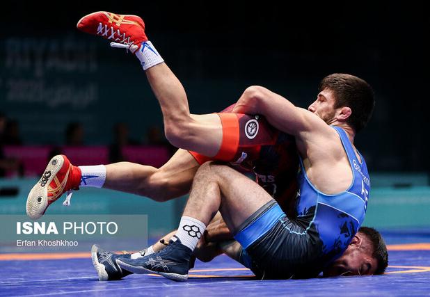 صعود خیبر خرم‌آباد به مرحله نیمه نهایی لیگ برتر کشتی