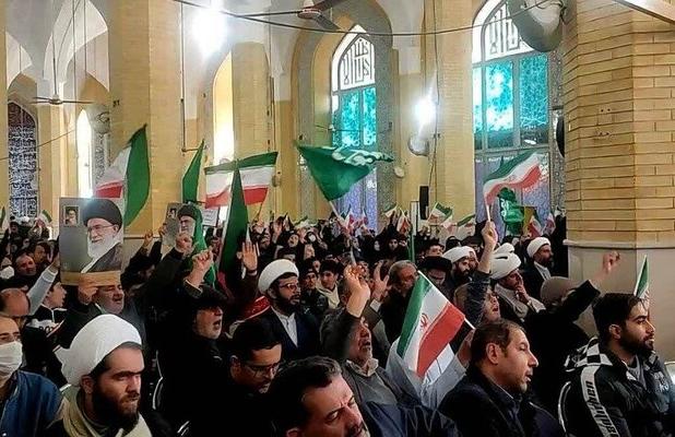 حماسه ۹ دی در مصلای کرج برگزار شد