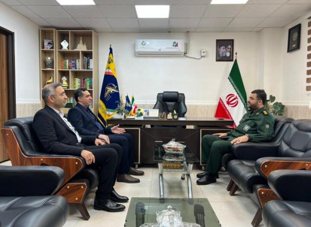 دشتی‌زاده: همکاری نهادهای انقلابی عامل بهبود خدمت‌رسانی در خارگ است