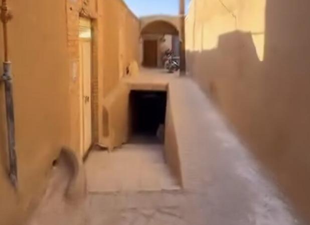 کوچه دوطبقه؛ نماد اصالت معماری در کاشان