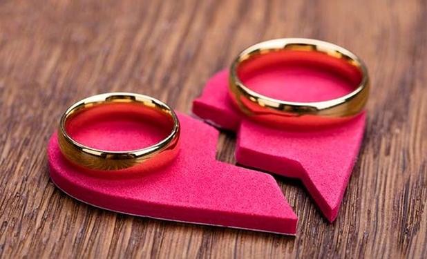 روان‌شناسانی که تیشه به ریشه خانواده‌ها می‌زنند