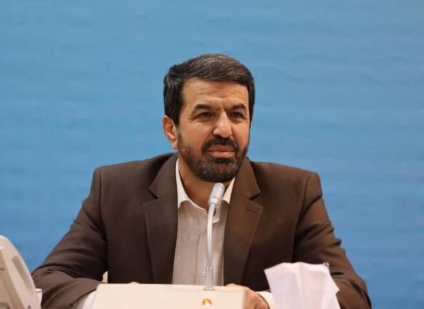 استاندار همدان بر نوسازی ناوگان ون‌های شهری تأکید کرد