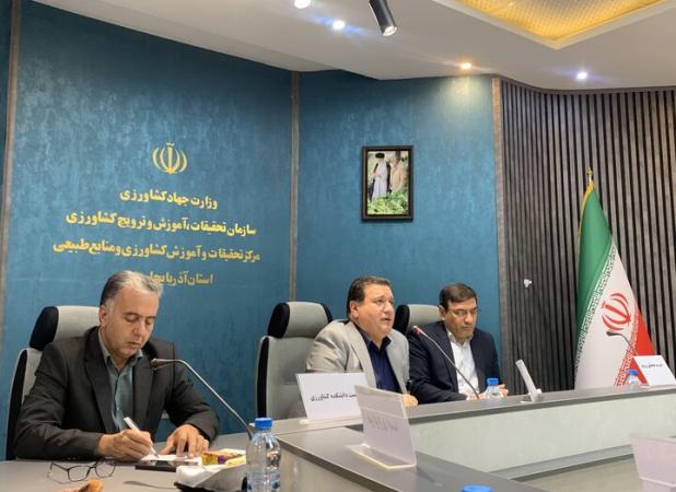 سالانه۳۰هزار تن بذر با همکاری مرکز تحقیقات آذربایجان غربی تولید می شود