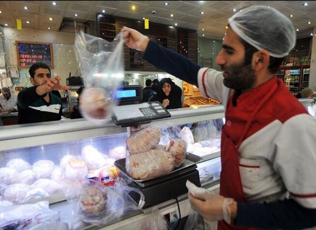 پایان جولان گرانفروشان؛ فروش مرغ بالاتر از ۱۰۵ هزار تومان تخلف است