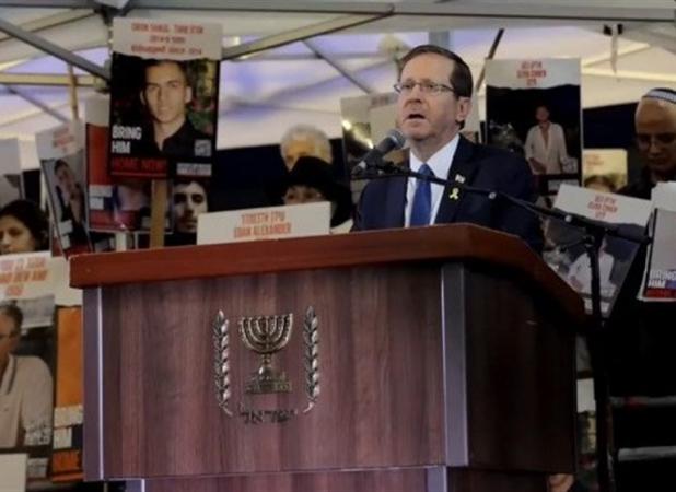 ماجرای محبوس شدن ۴۰ دقیقه‌ای رئیس اسرائیل در فرودگاه پاریس