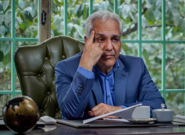 بازگشت موفق مهران مدیری با «شیش ماهه»