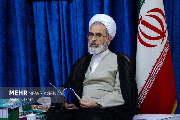 آیت الله اعرافی: سامانه موشکی نشان داد که «ما می‌توانیم»