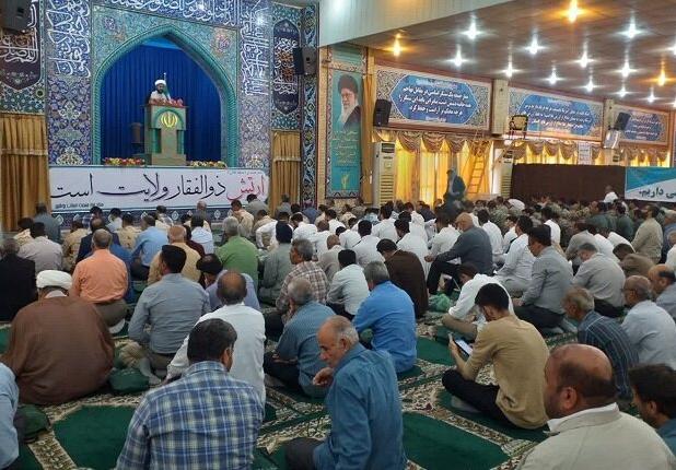 مشکلات کشور با تکیه بر توان و دانش جوانان حل شود