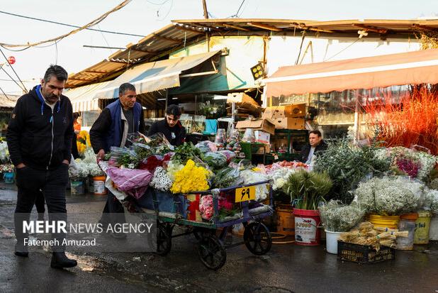 ایمنی بازار گل شهید محلاتی نیازمند تعیین تکلیف مالکیت است