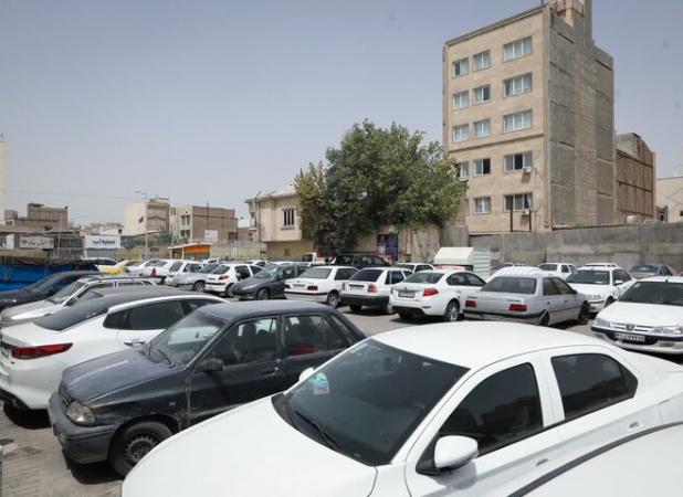 بی‌نظمی قیمت پارکینگ‌ها در سایه کم‌کاری؛مردم کرمانشاه خواهان ورود فوری