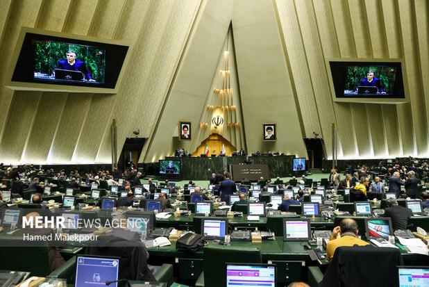 نمایندگان توقیف نفت‌کش‌های ونزوئلا توسط آمریکا را محکوم کردند