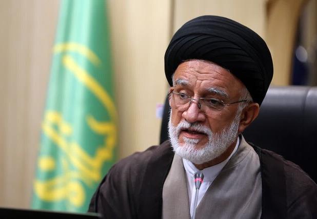 دبیر جامعه روحانیت شیراز: علما حضور فعالی برای روشنگری نسل جوان داشته باشند