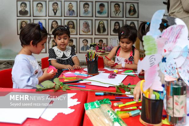 هومنیان: ۳۲۰ یزدی در صف انتظار برای دریافت فرزندخوانده هستند