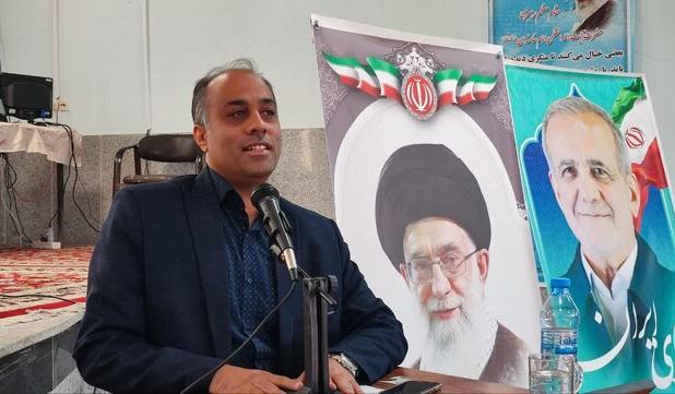 وحدت و انسجام رمز اصلی عبور از چالش‌ها و مشکلات  