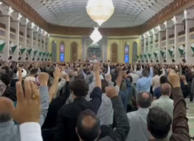 فریاد انزجار نمازگزاران نماز جمعه تبریز از جنایت رژیم صهیونسیتی