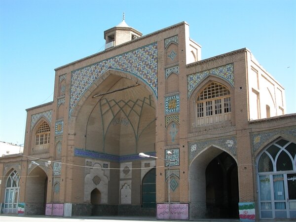 فصل جدید مرمت مسجد تاریخی امام خمینی(ره) بروجرد انجام شد