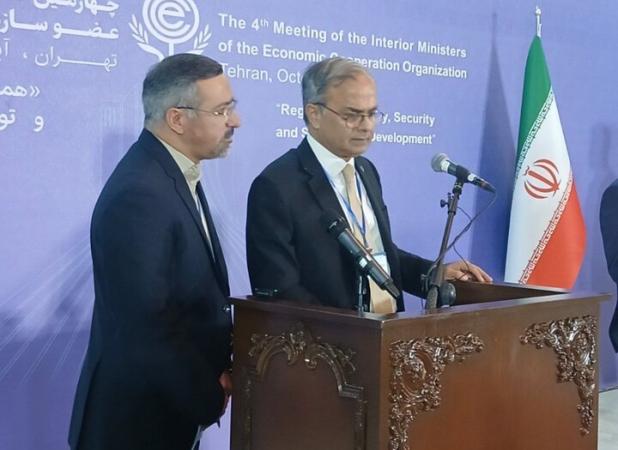 تقویت همکاریهای منطقه‌ای با استفاده از فناوری‌های نوین