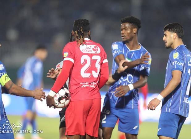 درخواست عجیب بازیکن پرسپولیس از ستاره استقلال