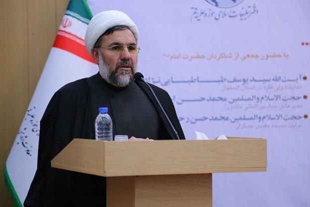 پیشگامی روحانیت، رمز اثربخشی تاریخی حوزه در جامعه بوده است