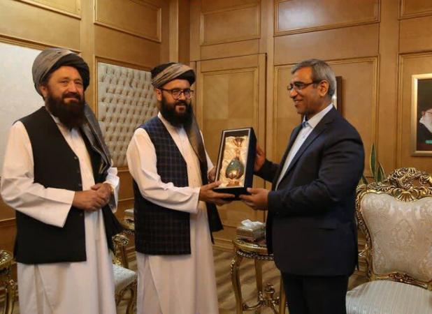 استاندار خراسان رضوی با سرپرست کنسولگری افغانستان در مشهد دیدار کرد