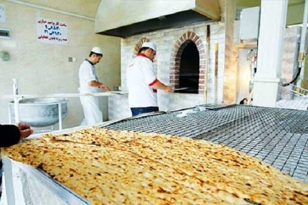 نظارت دائمی بر نانوایی‌های تفت انجام می‌شود