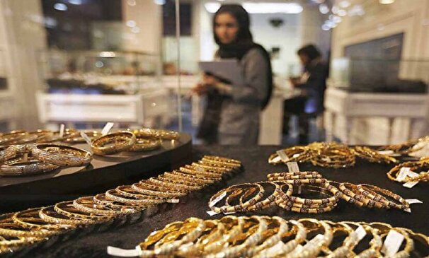 کاهش قیمت طلا با وجود صعود قیمت جهانی