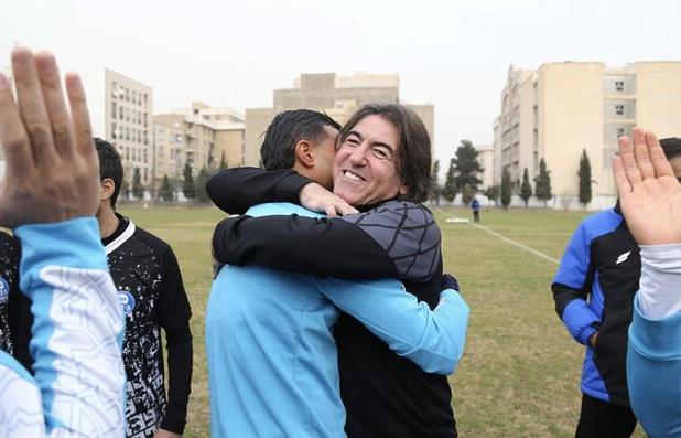 به طور ناگهانی دو ستاره استقلال اخراج شدند