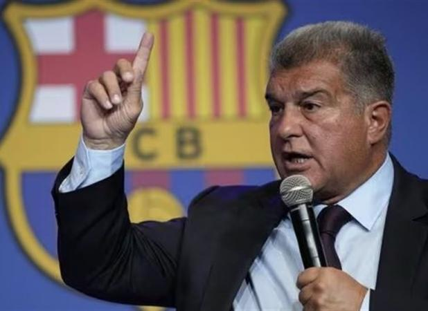 واکنش لاپورتا به موضوع تمدید قرارداد بازیکنان کلیدی بارسلونا