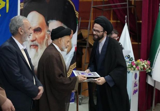 تقدیر قائم مقام ستاد اقامه نماز کشور از حضور کارکنان ادارات در اجلاس استانی نماز