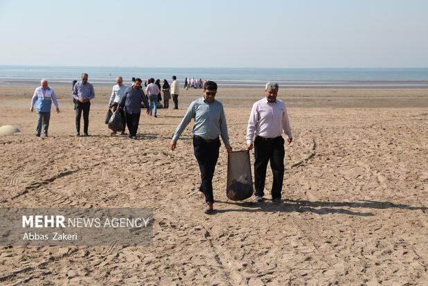 پاکسازی سواحل نیازمند مشارکت عمومی و فرهنگ‌سازی است