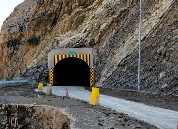 انسداد آزادراه تهران-شمال و کرج-چالوس از ساعت ۱۸:۱۵ امروز
