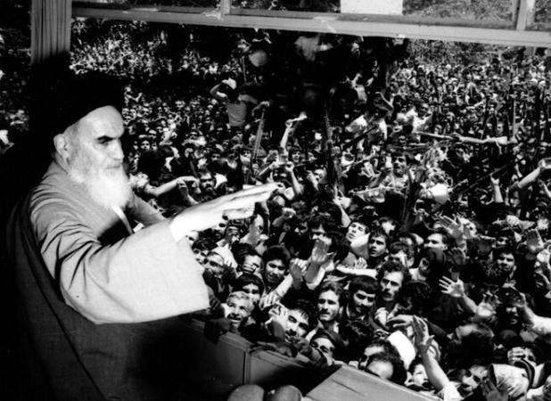امام خمینی (ره) ارمغان‌آور ظلم‌ستیزی برای بشریت و مسلمانان جهان
