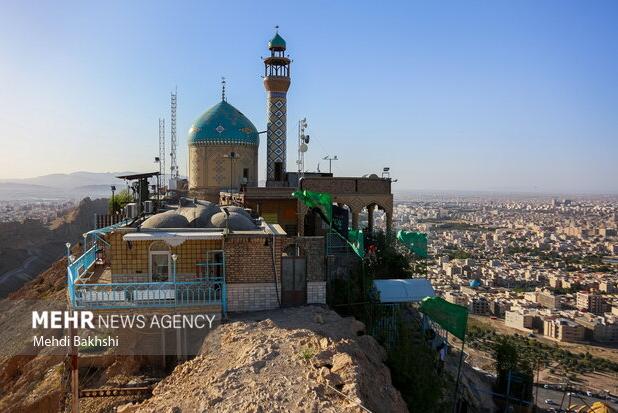 کوه خضر نبی(ع)؛ مرواریدی سه هزار ساله بر فراز قم