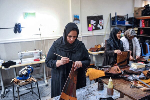 نقش زنان سرپرست در رونق اقتصادی کشور