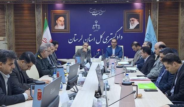 تأکید معاون قضایی دادگستری لرستان بر لزوم پیشگیری از مواد مخدر و ساماندهی خودروهای توقیفی