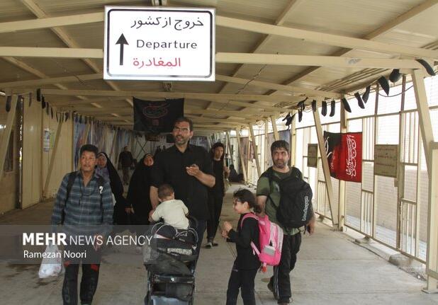 تردد زائران حسینی در مرز مهران با همکاری مسئولان عراقی تسهیل شد