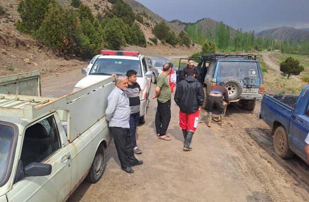 ۱۷ نفر گرفتار در سیلاب چاشم و خطیرکوه امداد رسانی شدند