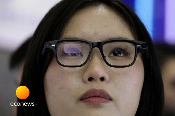 علی بابا عینک هوش مصنوعی می‌فروشد