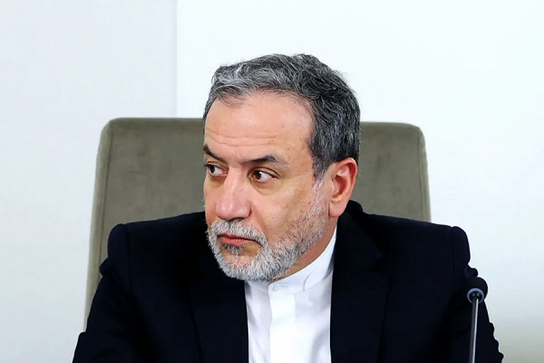 برخی به دنبال بدنام کردن مذاکره کنندگان هستند