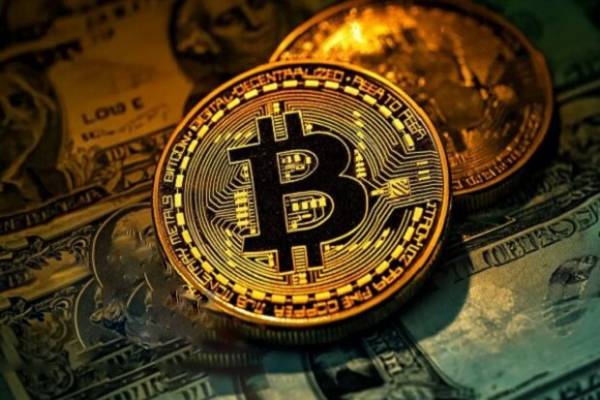 عقبگرد 2 هزار دلاری بیت کوین در معاملات امروز