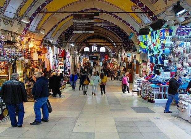 فیلمی از آرامش و فعالیت عادی امروز بازار تهران