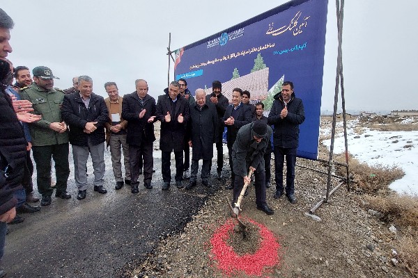 کلنگ زنی اتاق بازرگانی شهرستان گلپایگان